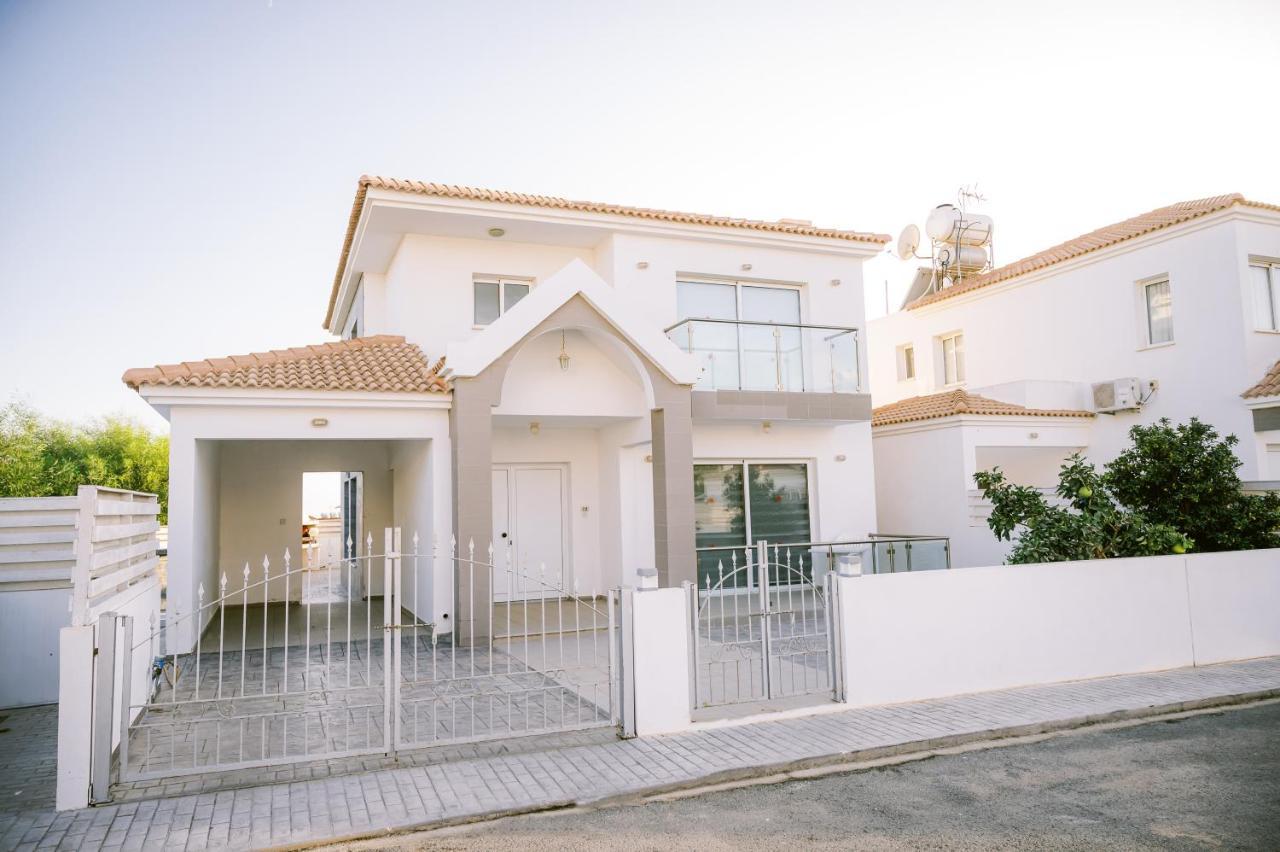 Villaer Costa Cornelia Homes Ajía Nápa