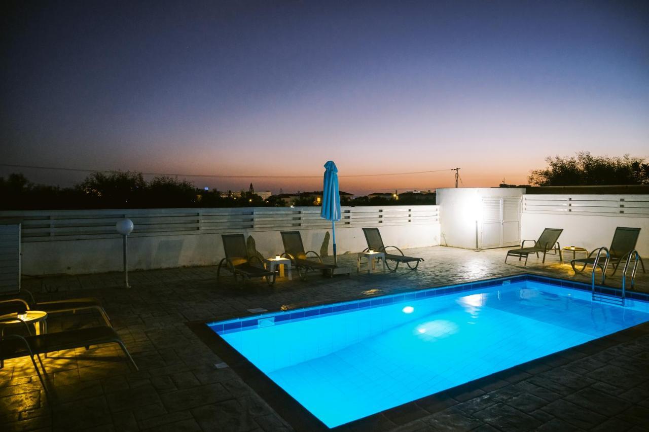 Costa Cornelia Homes Vilă