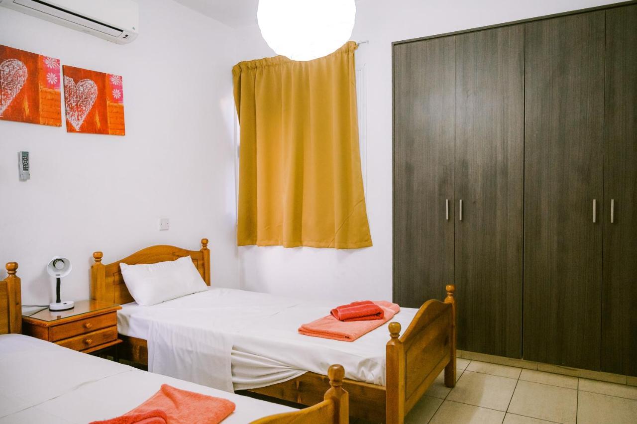 Costa Cornelia Homes Vilă